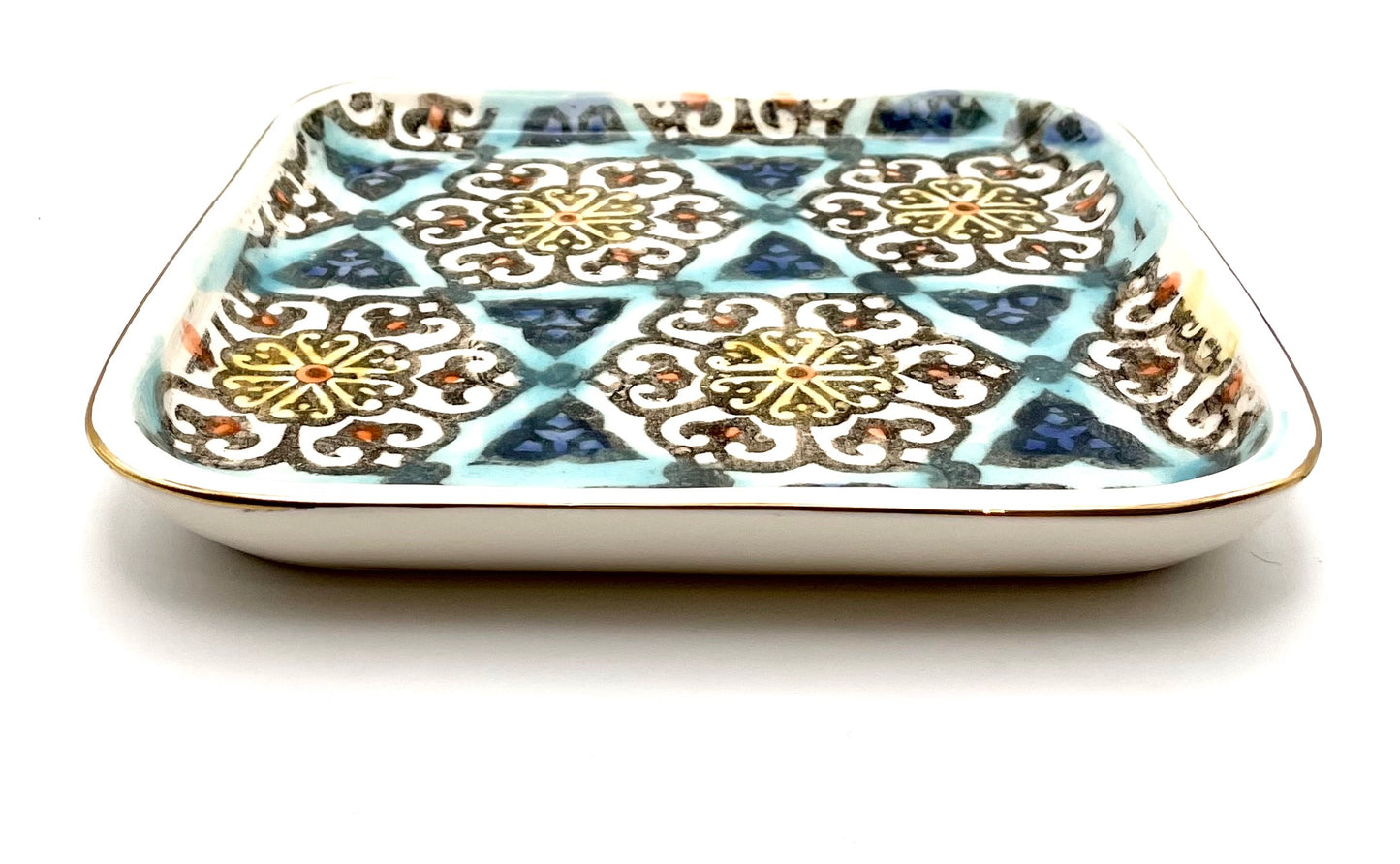 Plateau carré Qajar